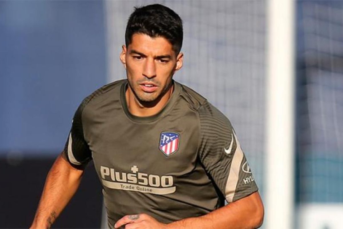 Luis Suárez firmó su contrato y se sumó al Atlétido de Madrid