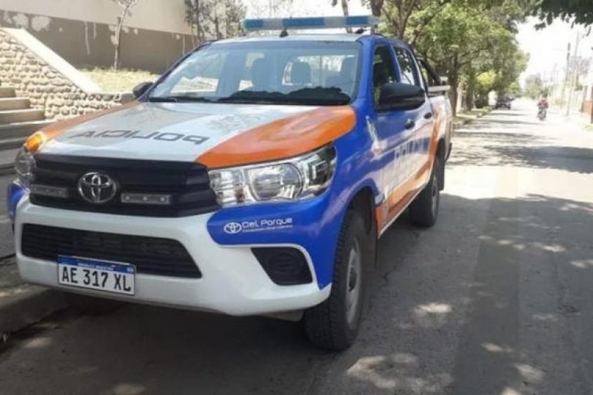 Policías protagonizaron una pelea y fueron apresados