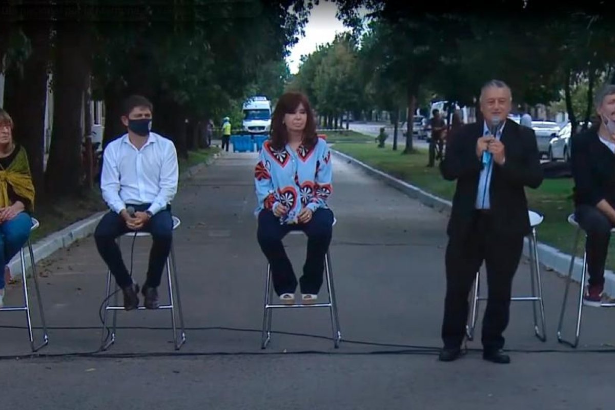 Cristina Fernández: "Quién diría que las únicas vacunas con que contamos son rusas y chinas"