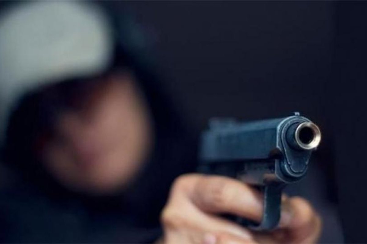 Dos vecinos sufren violentos asaltos en sus viviendas