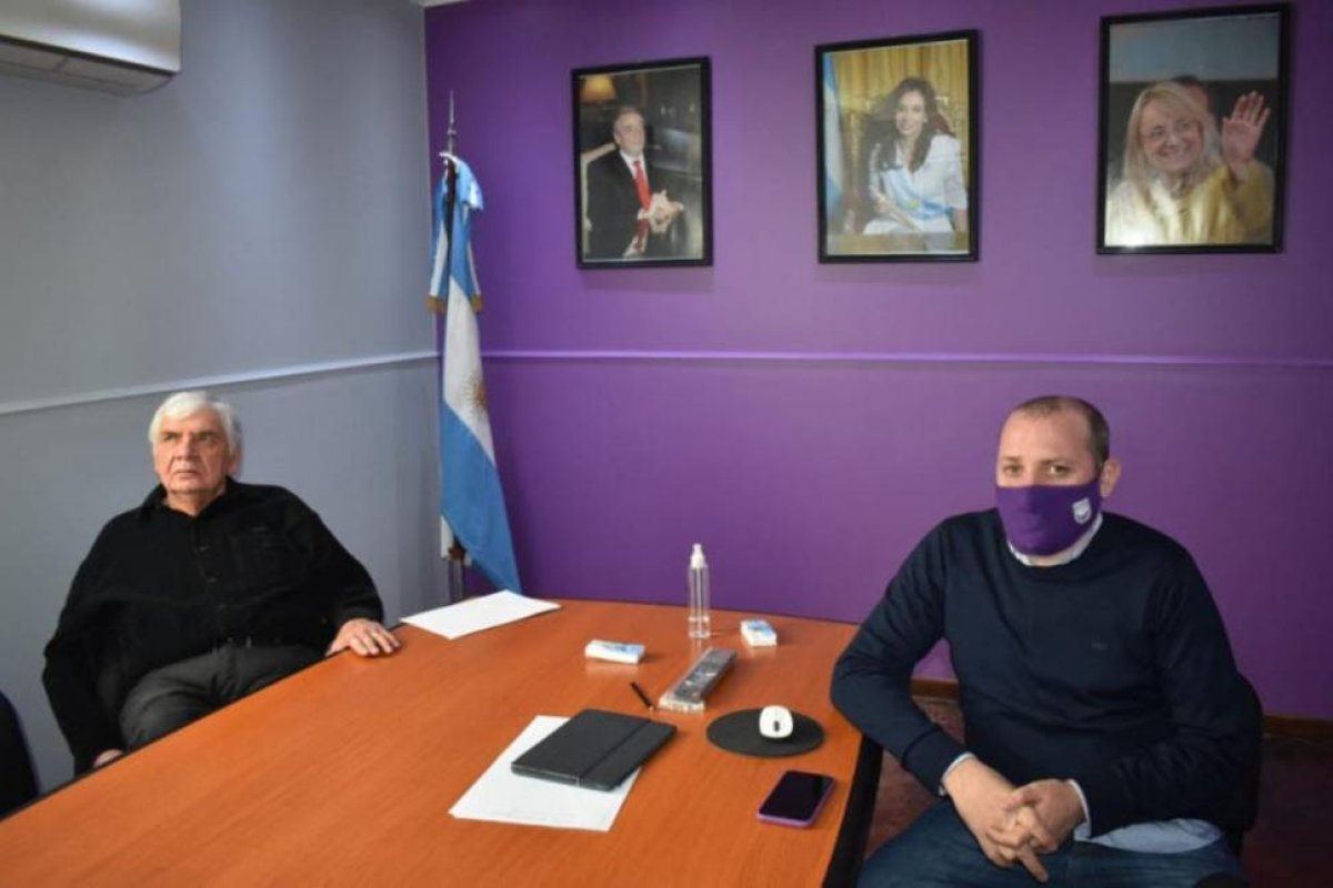 El clan Boldovic. Los dirigentes santacruceños vacunados están en el poder desde 1999