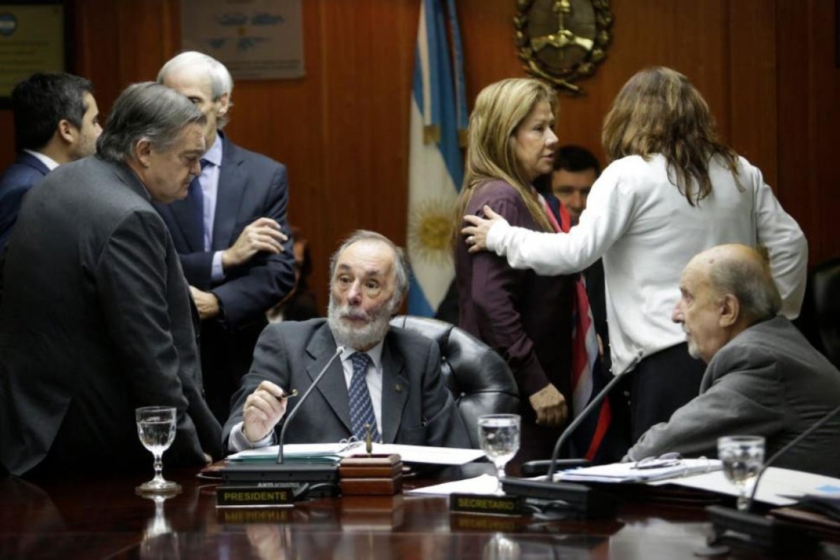 Consejo de la Magistratura: el kirchnerismo y la oposición negocian la designación de 23 nuevos jueces