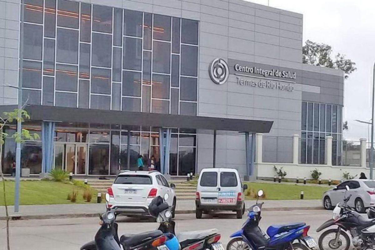 Barrio El Pescadito: Un adolescente de 13 años intentó cruzar la calle y fue embestido por una moto