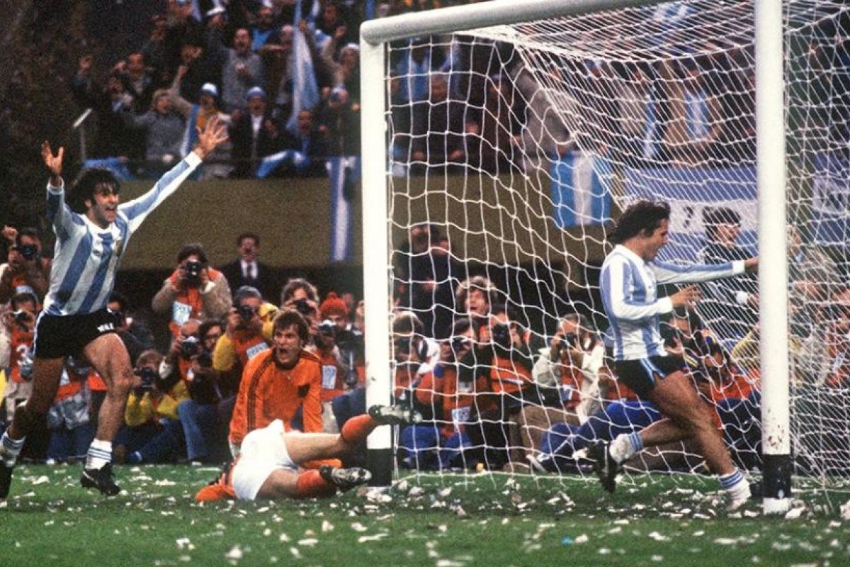 Cuando Kempes se vistió de "Matador" para River