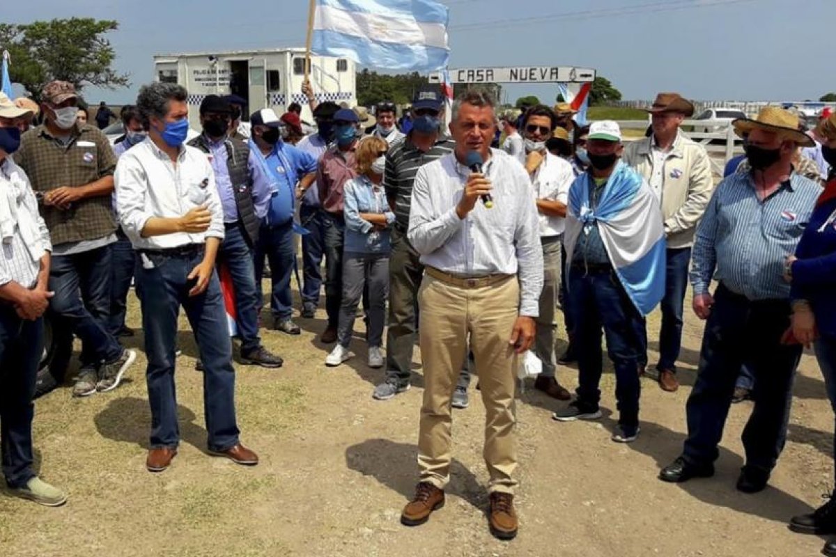 El Proyecto Artigas denuncia que Luis Etchevehere "no acata" la decisión judicial