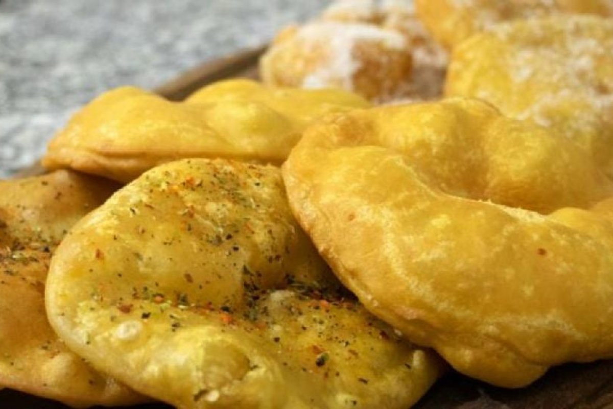 Receta exquisita de tortas fritas: crujientes y esponjosas al mismo tiempo
