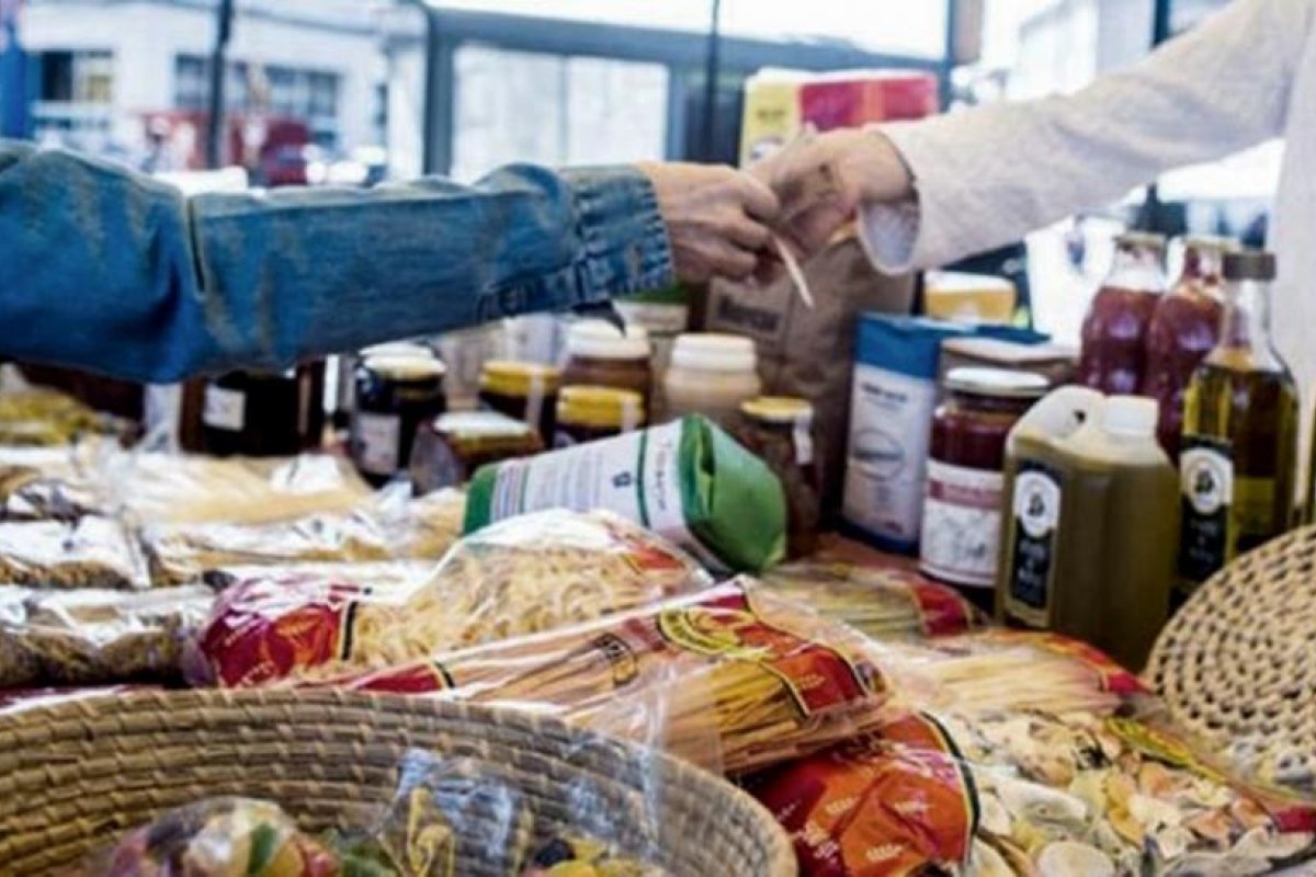 La economía popular tendrá una cámara propia para insertarse en el mercado