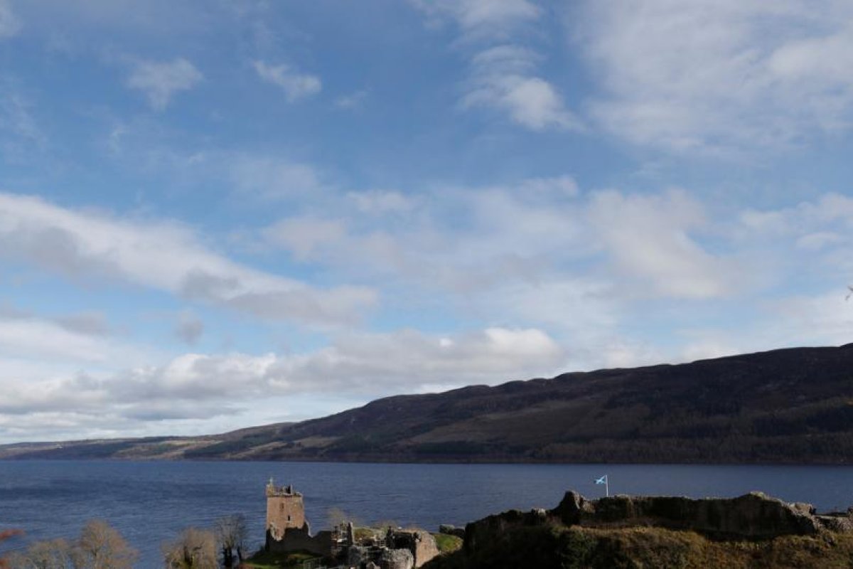El sonar de un barco detecta un misterioso objeto de unos 10 metros en las profundidades del lago Ness