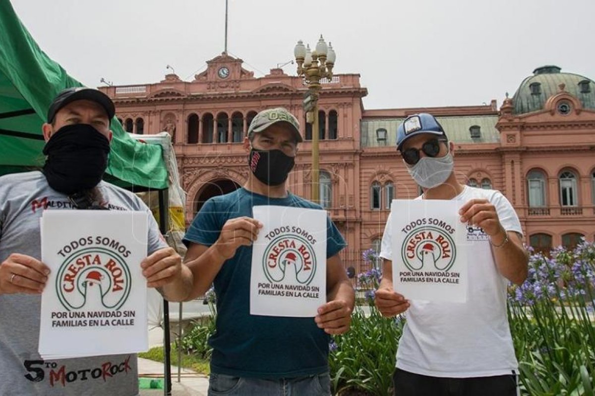 Tras una reunión en Trabajo, empleados de Cresta Roja levantaron acampe en Plaza de Mayo
