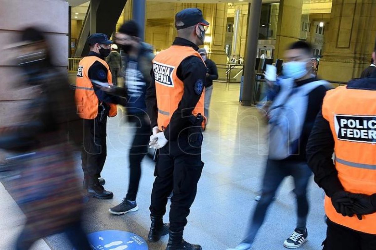 El Gobierno ultima los detalles del proyecto con criterios epidemiológicos que habiliten la toma de medidas