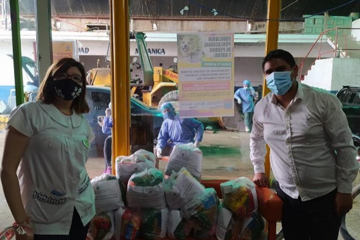 Entregan alimentos no perecederos a la Escuela de educación especial Ua-Suhtu