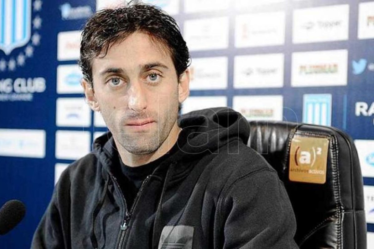 Diego Milito: "Racing tiene con qué pelear en la Libertadores"