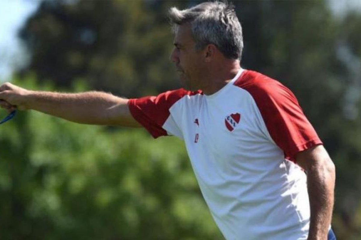 Lucas Pusineri puso en duda su continuidad en Independiente