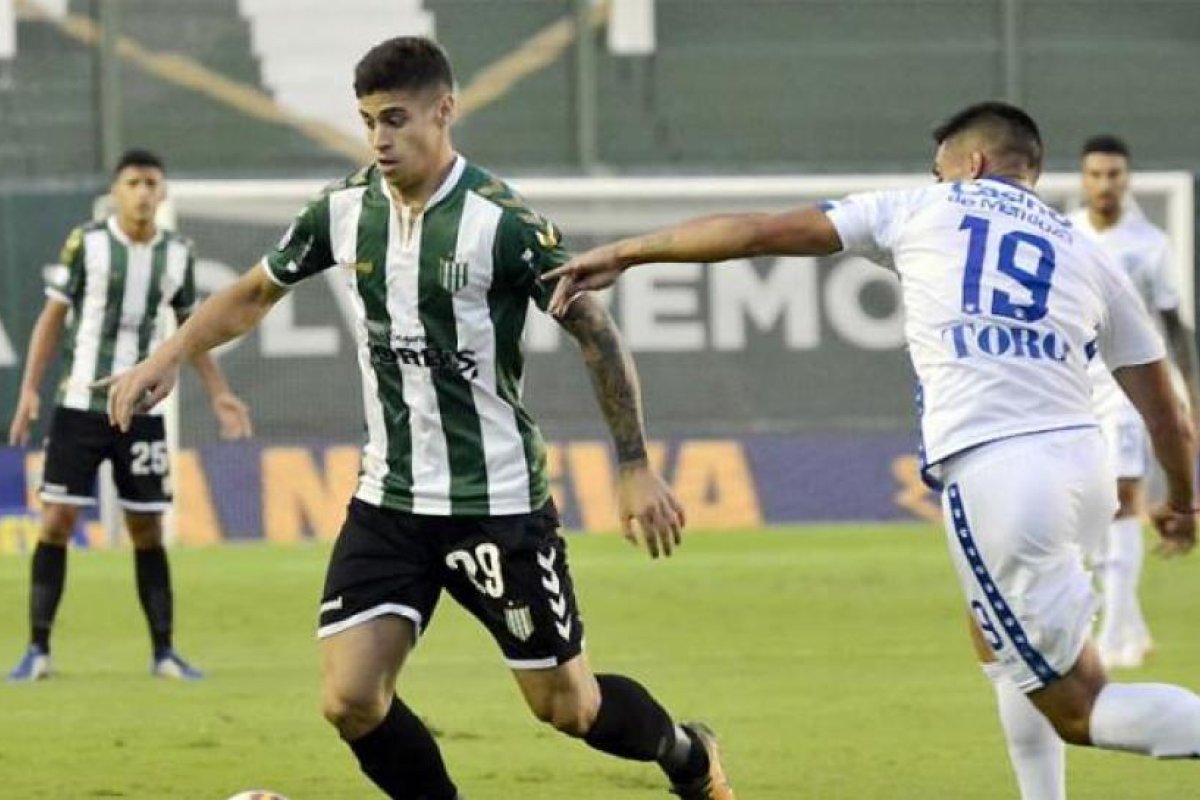 Banfield va por más ante Godoy Cruz en la Copa de Liga Profesional
