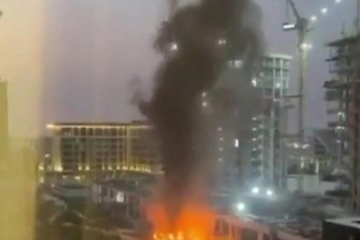 Evacuación del Burj Khalifa por explosiones en Dubái tras ataque iraní