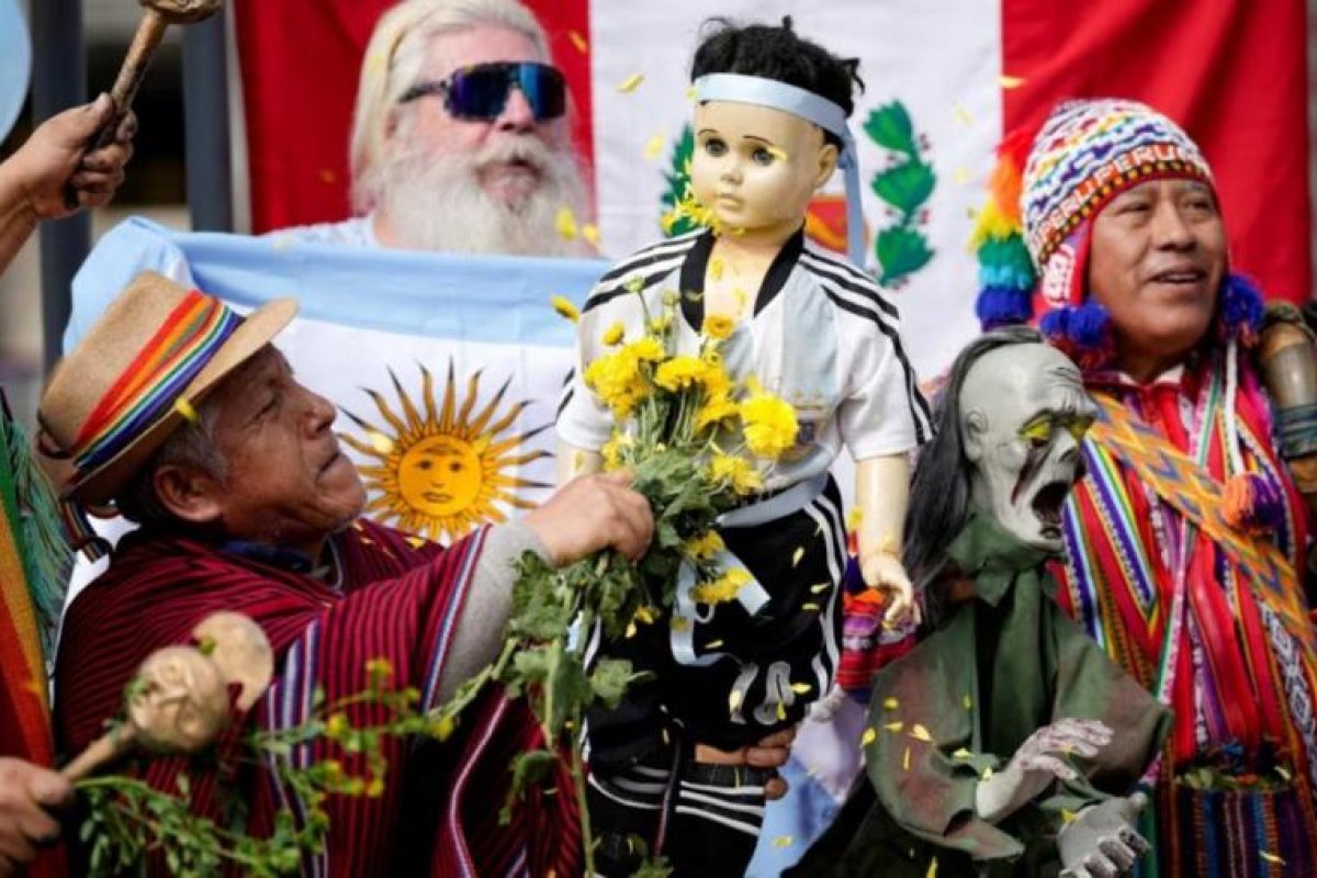 Rituales chamánicos previos a la final del Mundial: predicciones y creencias