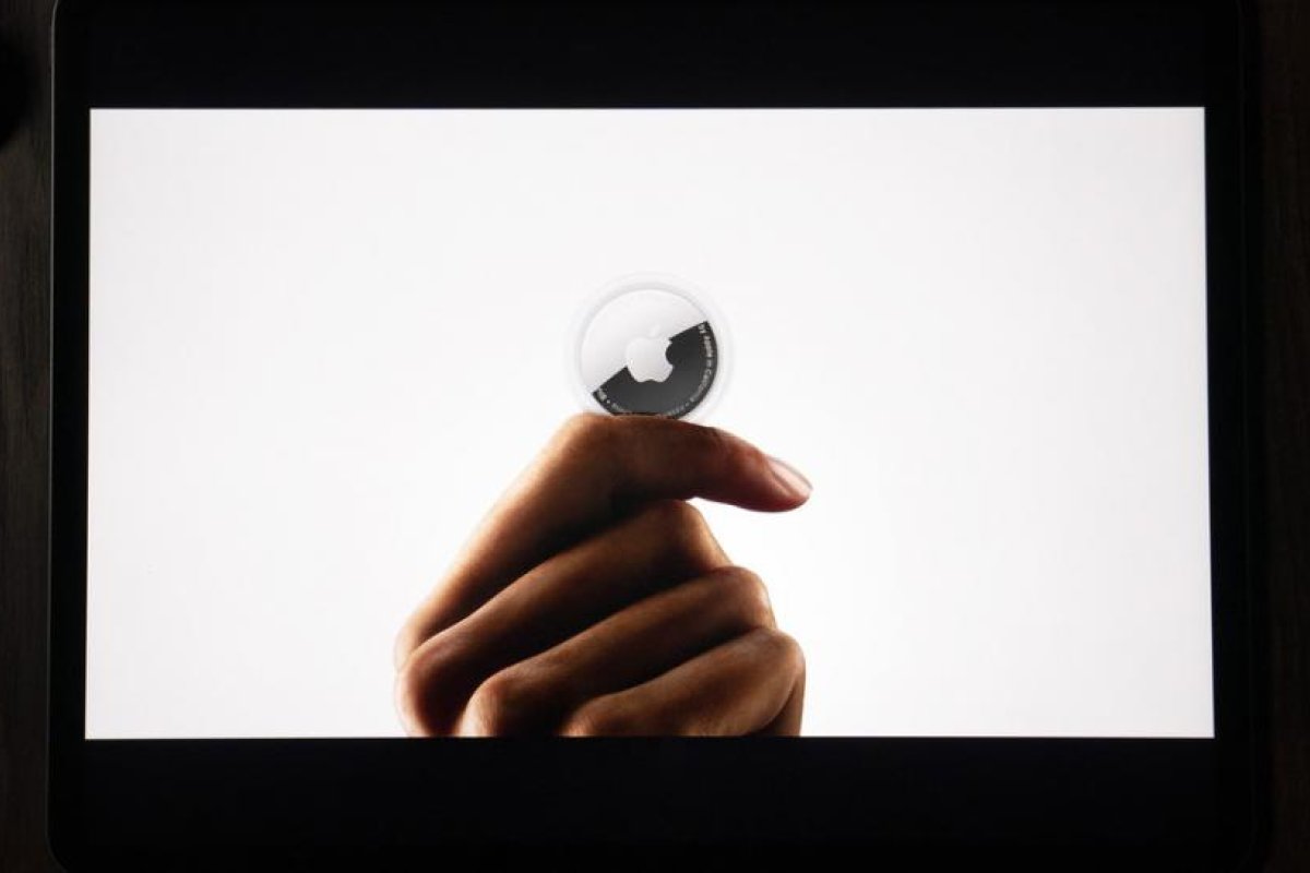 Experto en ciberseguridad hackea el nuevo rastreador Apple AirTag días después de su aparición en el mercado
