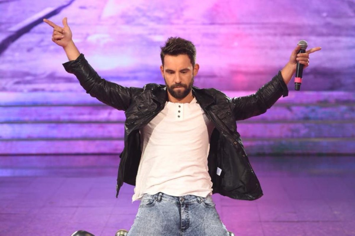 Cantando 2020: la gran noche de Agustín "Cachete" Sierra, a puro rock and roll