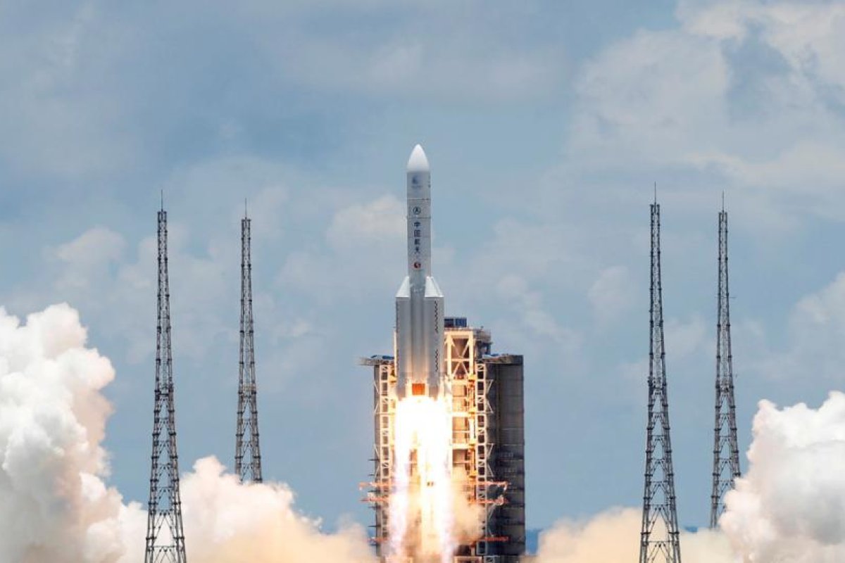 Revelan detalles del cohete que llevaría a los astronautas chinos a la Luna