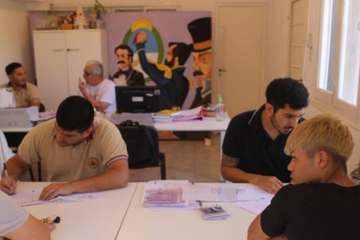 Capacitación y oportunidades laborales en Las Termas de Río Hondo