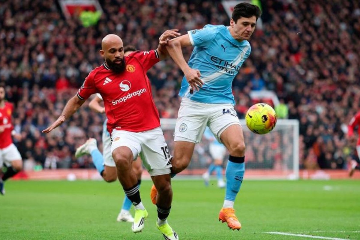 El Manchester United supera al City en un clásico decisivo de la Premier League