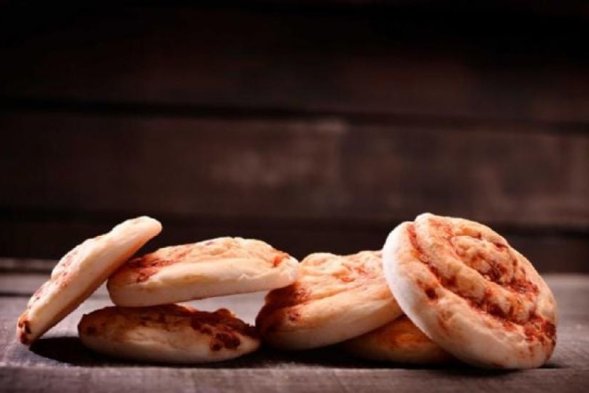 Pizzetas Caseras: Receta Rápida y Versátil para Celebraciones