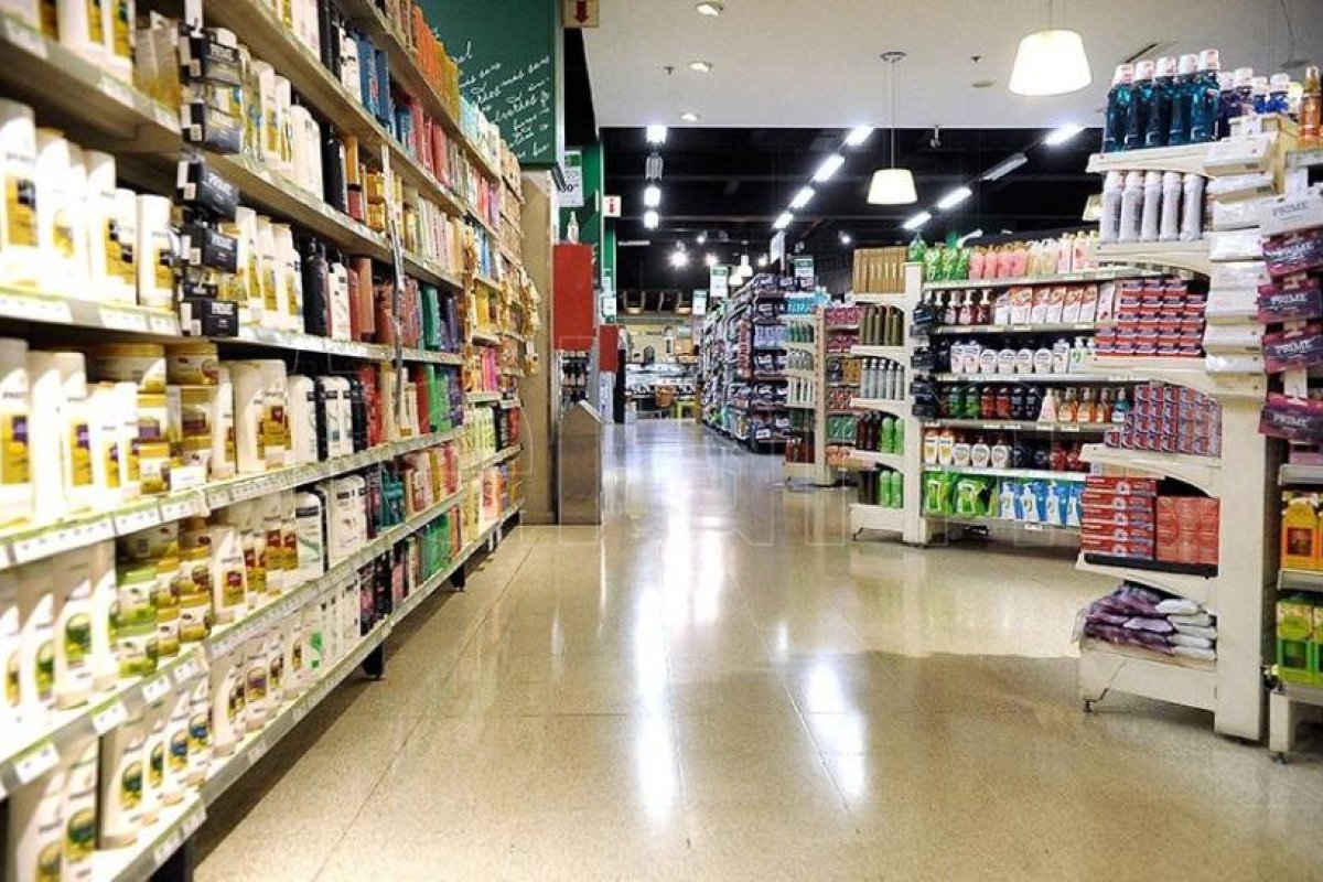 Comercio Interior quitó los primeros productos de Precios Máximos