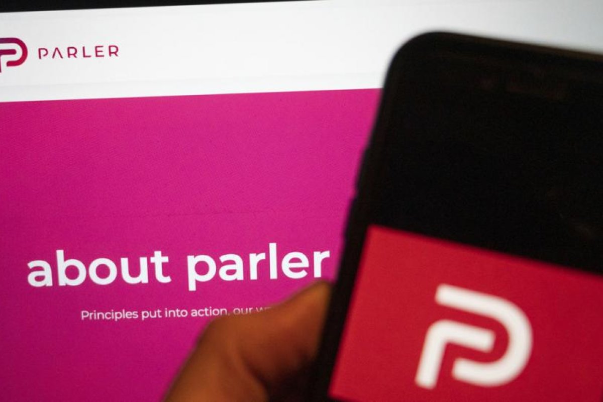 Parler asegura que dirigió al FBI contenido violento en más de 50 ocasiones antes del asalto al Capitolio
