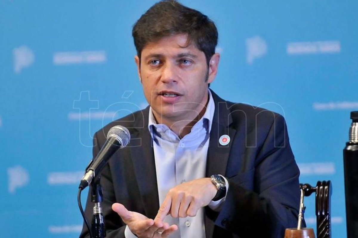 Kicillof: "Hay que volver a tensar el músculo de cuidados en todos los grupos etarios"