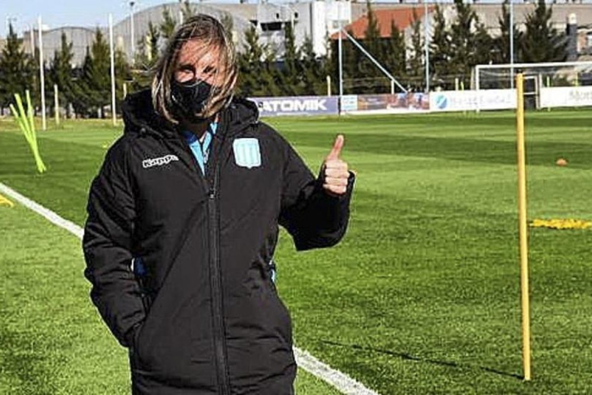 El plantel de Racing se entrenó tras el triunfo de anoche ante Nacional