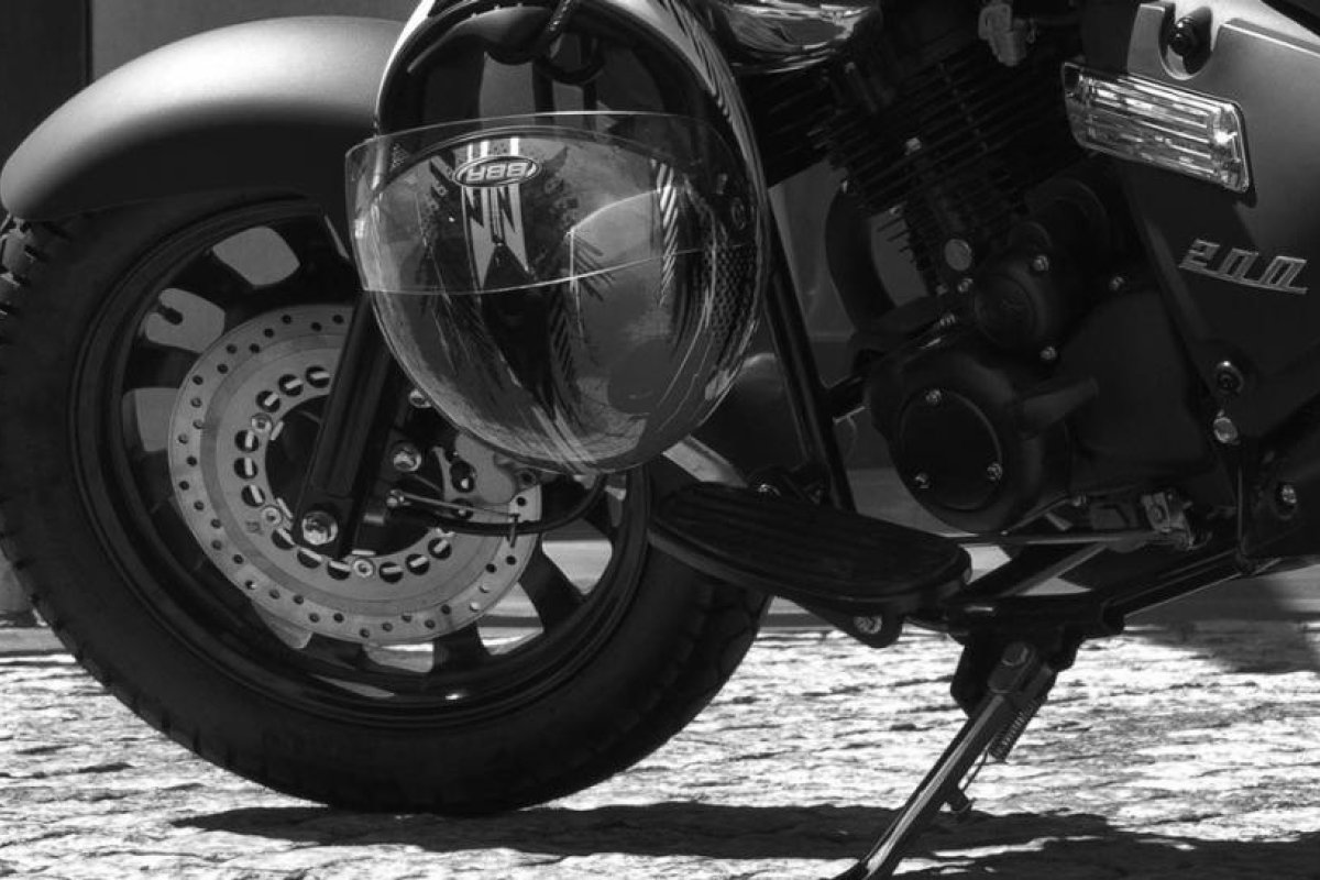 Una madre se mata cuando manejaba la moto de su hijo muerto hace un mes en otro siniestro
