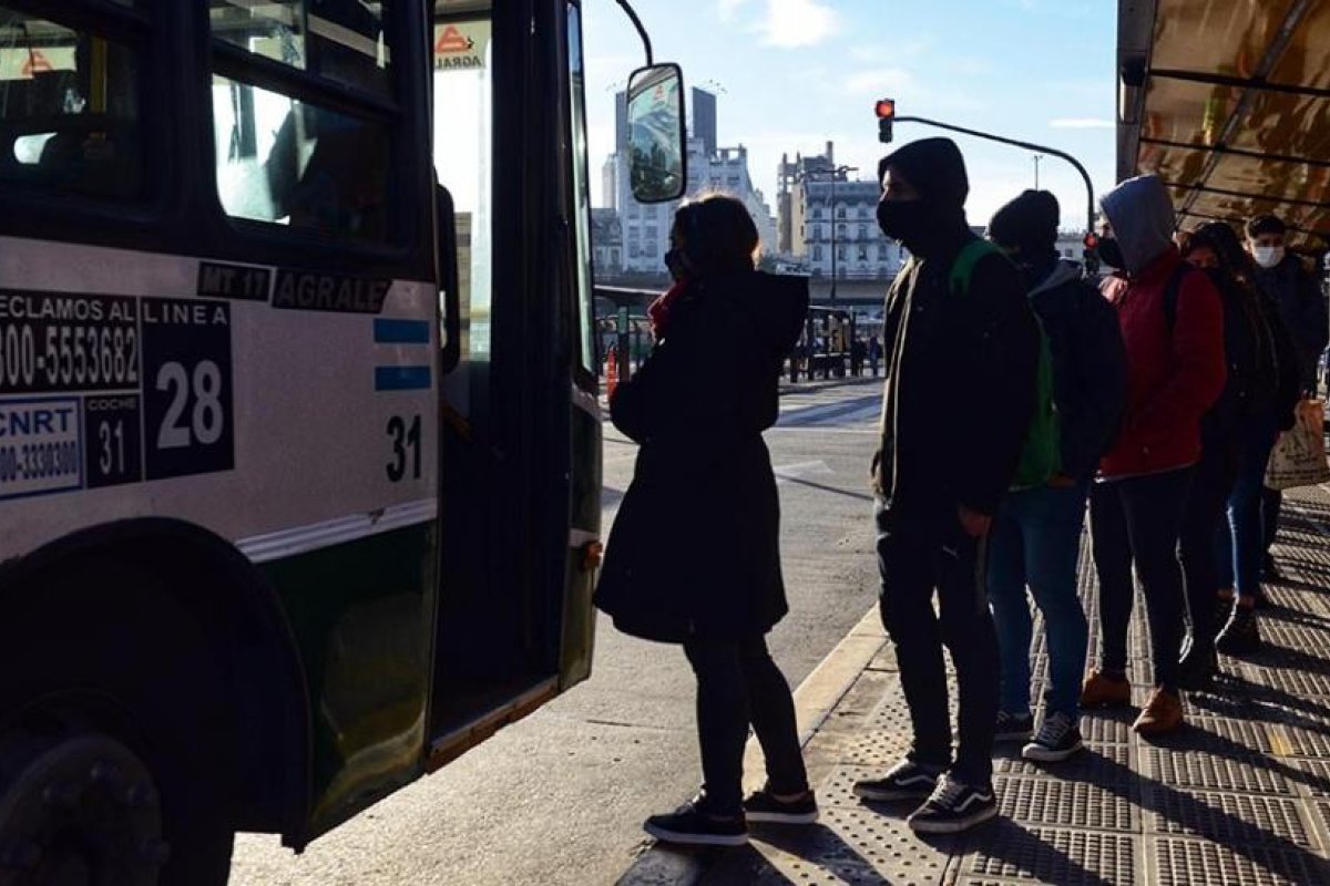 Vence hoy el DNU con restricciones por la pandemia y el Gobierno nacional anuncia su prórroga