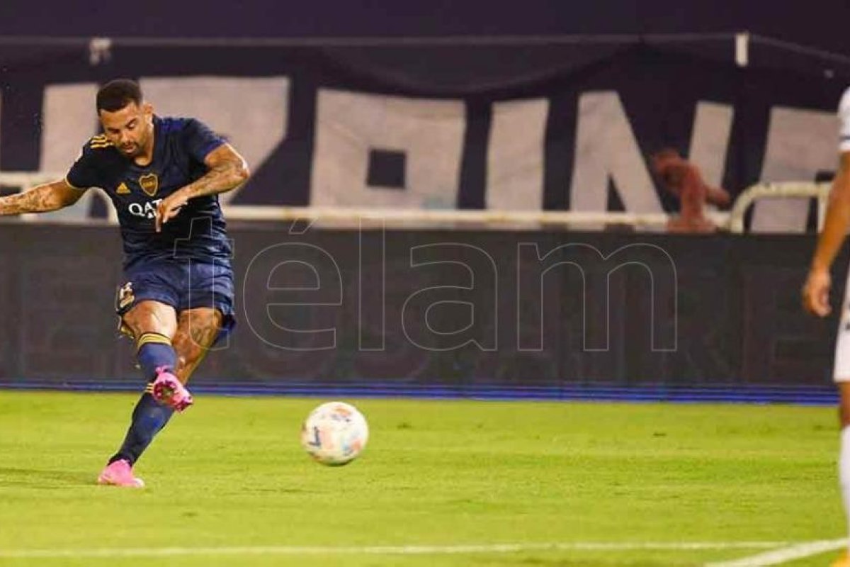 Cardona pidió perdón por el penal "picado" y lanzó indirecta a sus detractores