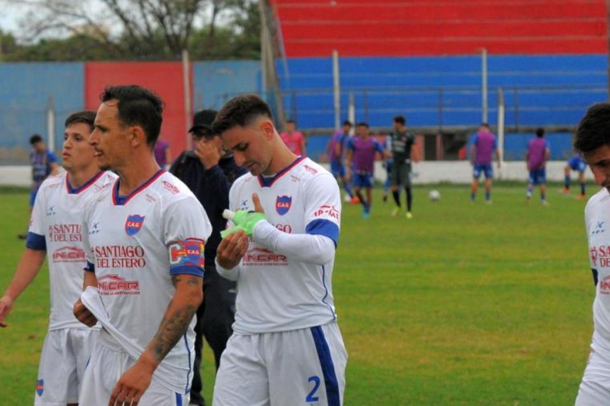 Martínez resalta la actitud del equipo en medio de la adversidad
