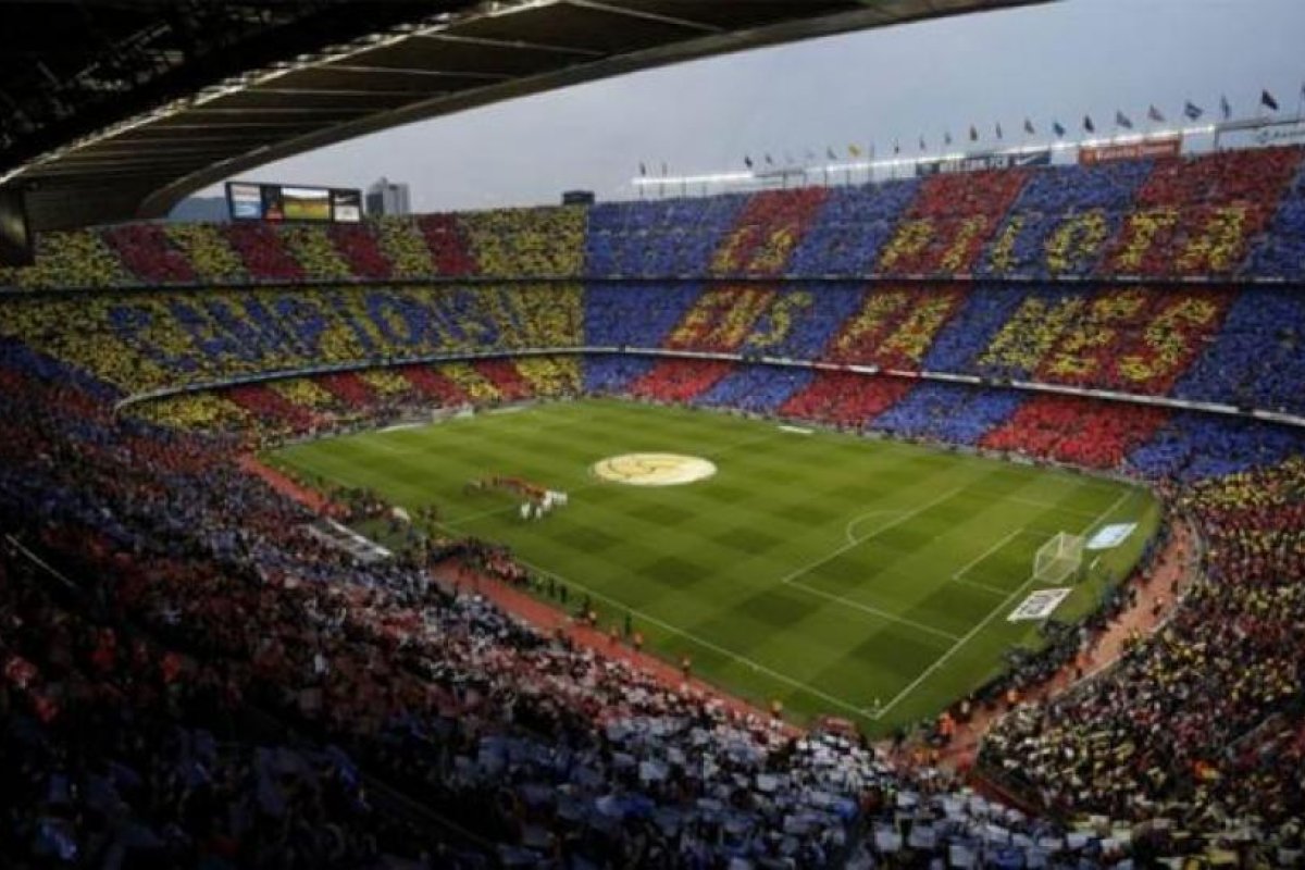 Barcelona presentó un protocolo para el regreso de su hinchas al Camp Nou