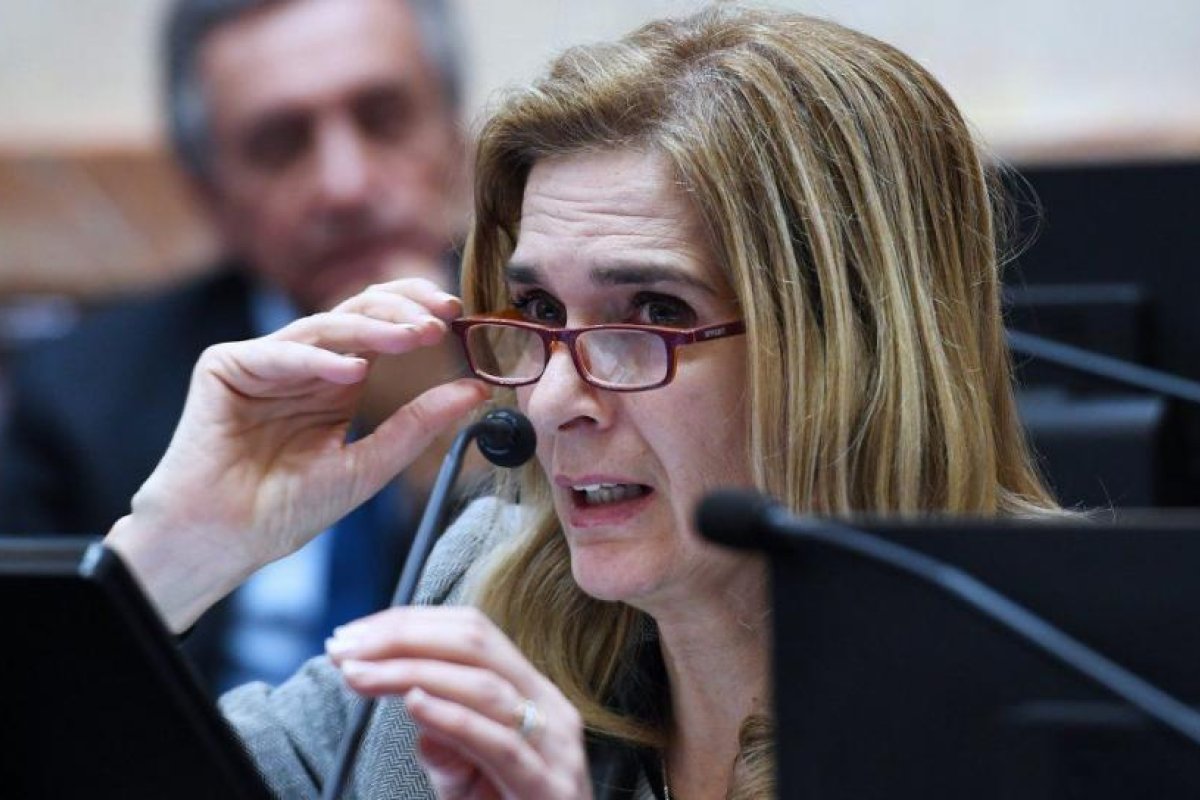 La senadora radical Silvia Elías de Pérez anunció que tiene coronavirus