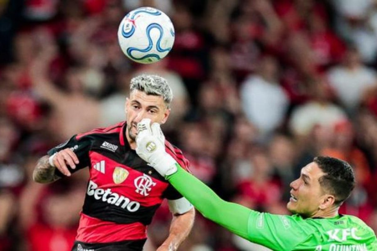 Flamengo avanza a semifinales de la Copa Libertadores tras igualar 1-1
