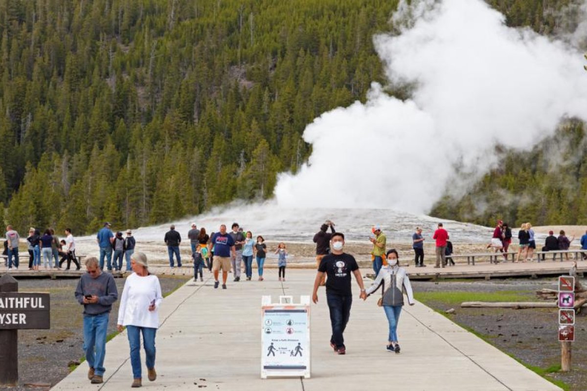 Cómo el cambio climático podría afectar al géiser más famoso de Yellowstone