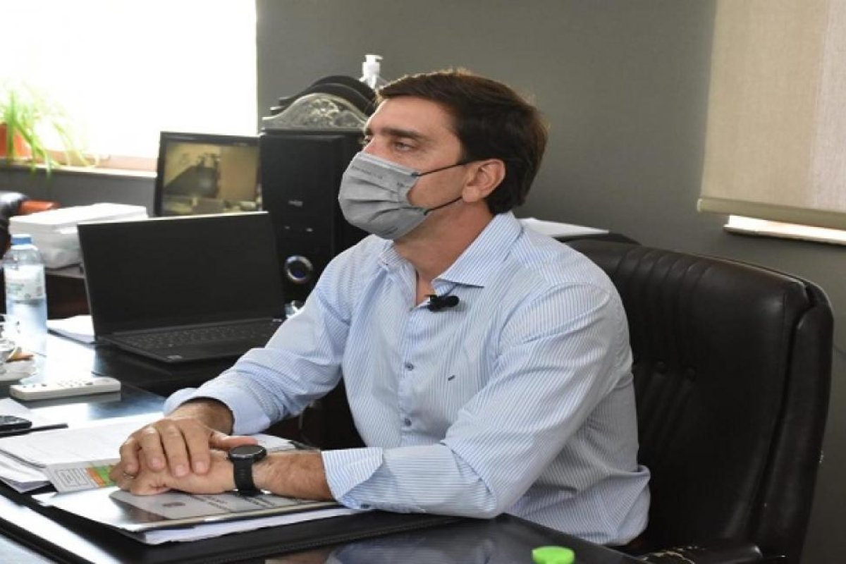 EL INTENDENTE MUNICIPAL DR. JORGE MUKDISE SE ADHIRIÓ AL INCREMENTO SALARIAL OTORGADO POR EL GOBIERNO DE LA PROVINCIA PARA LOS EMPLEADOS PÚBLICOS