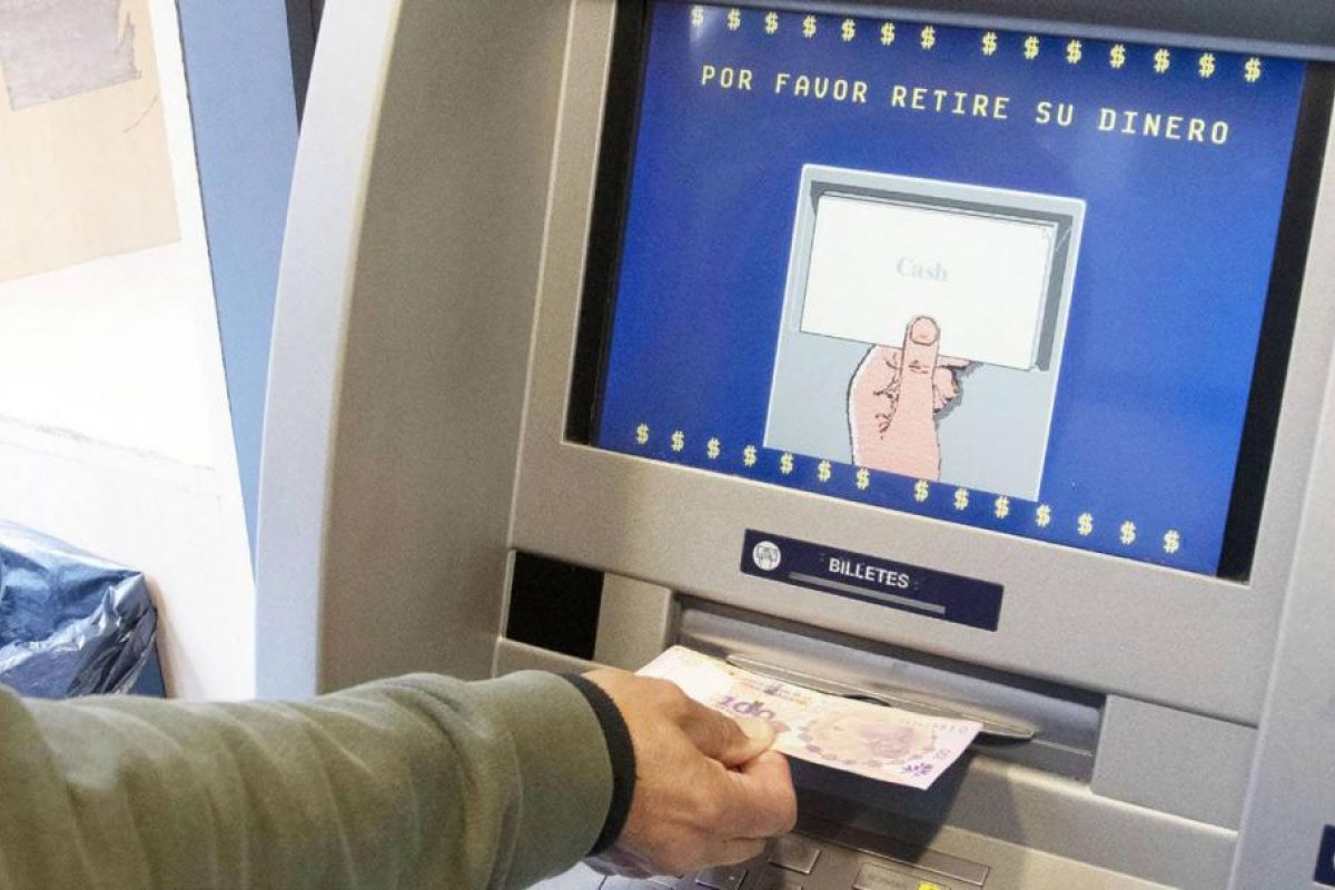 Pozo Hondo: Denunció que le usaron su tarjeta de débito para realizar compras