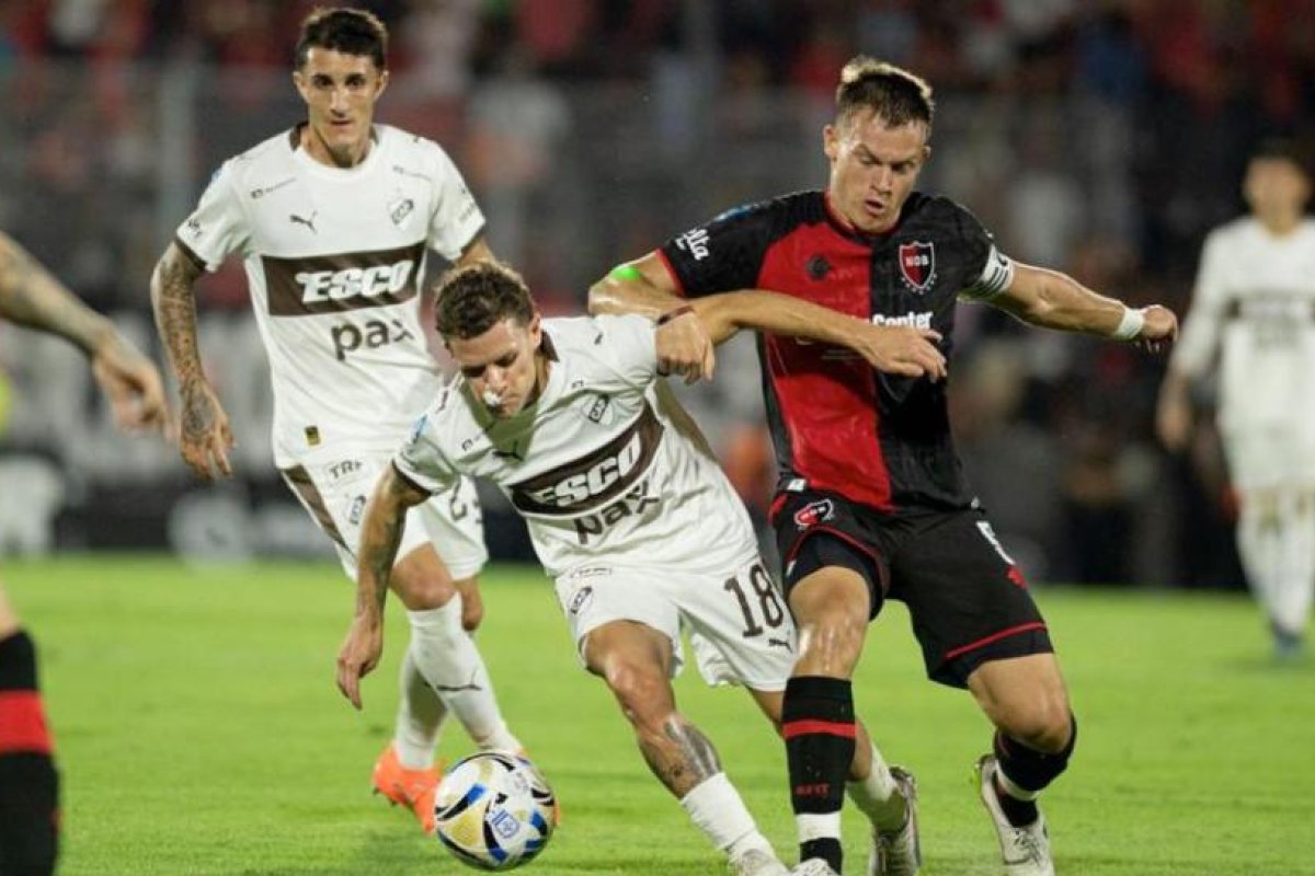 Newell's Old Boys y Platense empatan 1-1 en el Torneo Apertura 2026