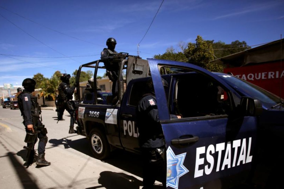 Policía mexicana captura a cinco presuntos sicarios del Cártel Jalisco Nueva Generación acusados de disparar contra un centro nocturno