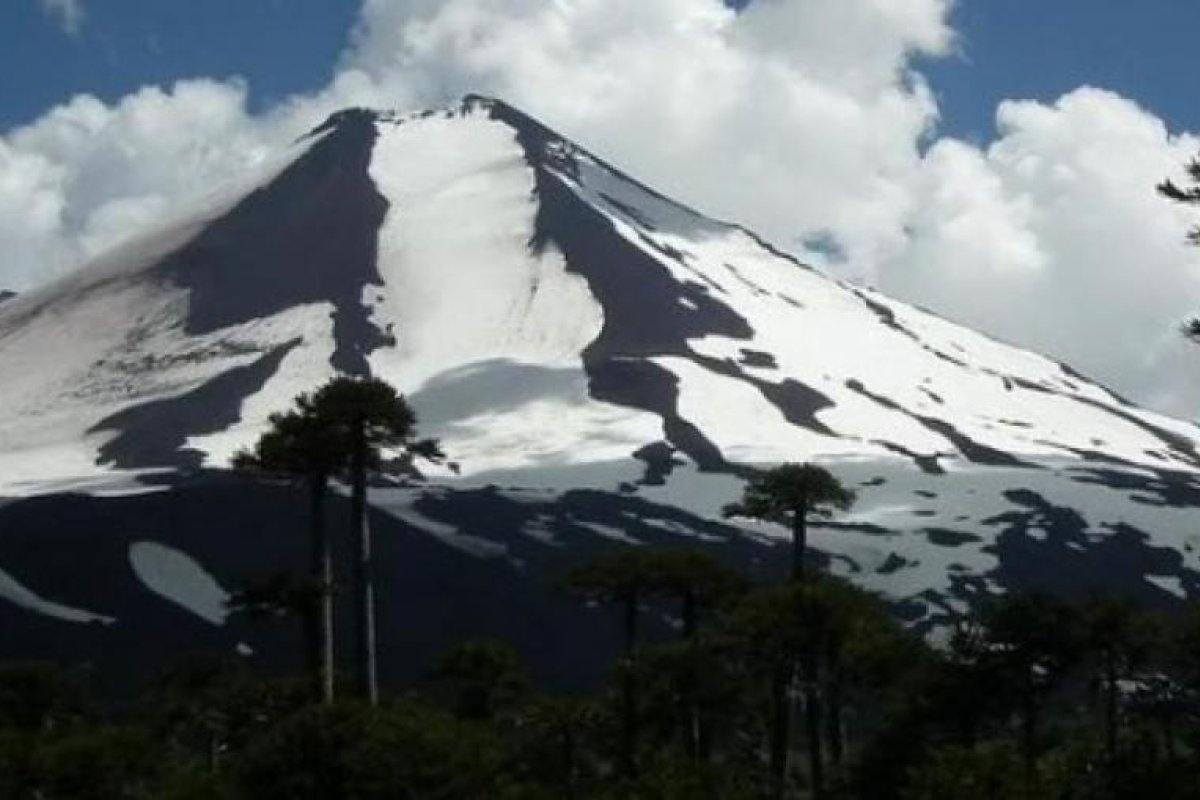 Intensa búsqueda de un andinista argentino desaparecido en Chile