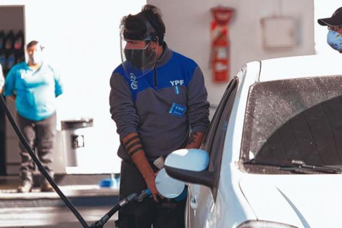 YPF lanzó un sistema para comprar nafta por anticipado