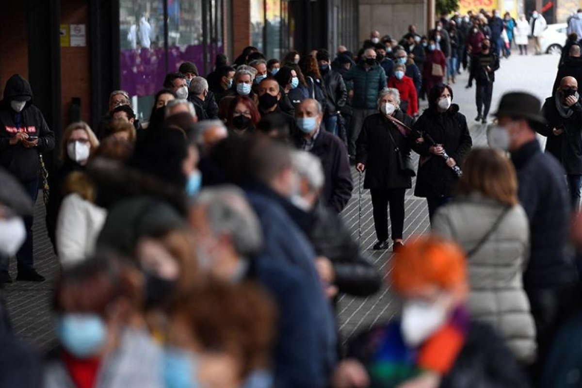 Cataluña vota en plena pandemia y tres años después del fallido intento independentista