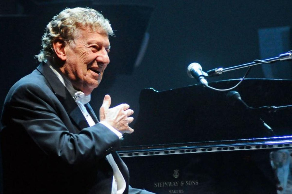 Mariano Mores y la historia de "Cuartito azul", el tango con el que inauguró su estilo