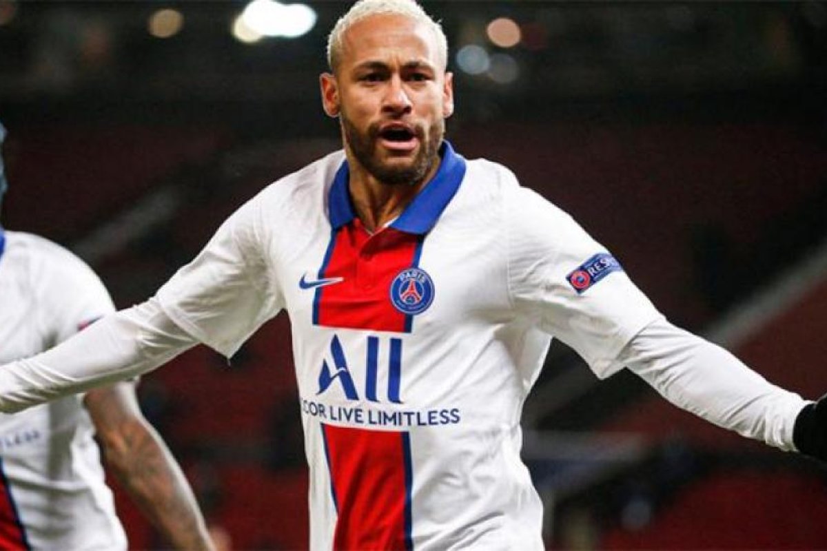 París Saint Germain consiguió un triunfo clave ante Manchester United
