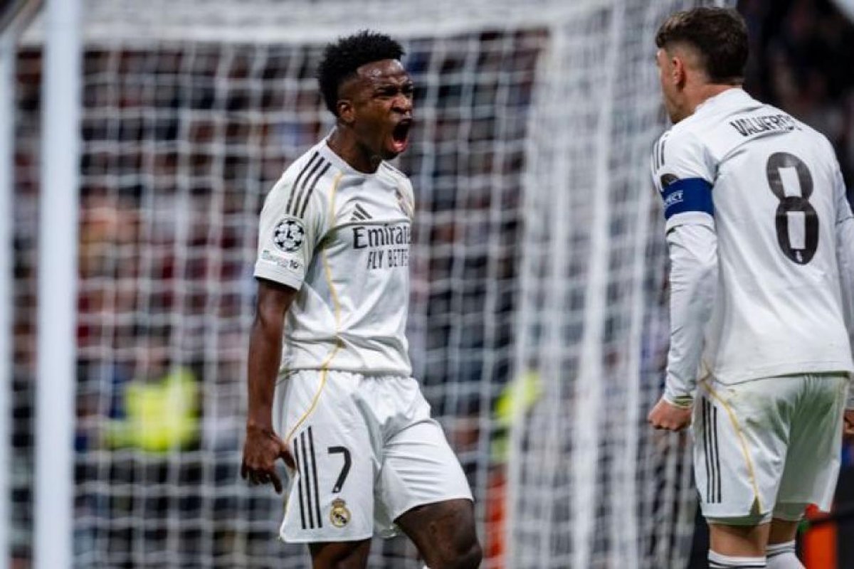 Real Madrid supera a Benfica 2-1 y avanza a octavos en Champions League