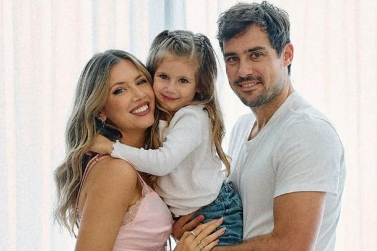Filtración del embarazo de Stephanie Demner genera controversia mediática