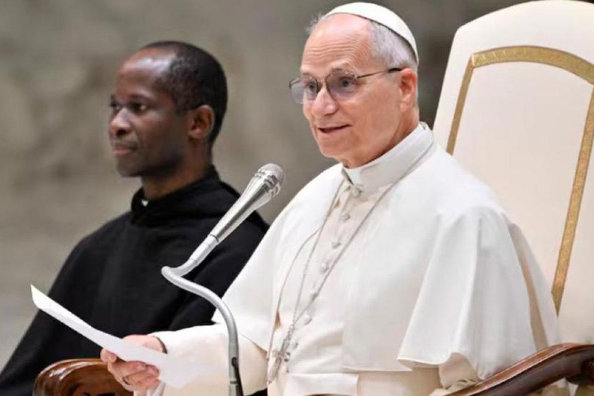 El Papa León XIV Instó a la Curia a Fomentar la Misión y la Unidad